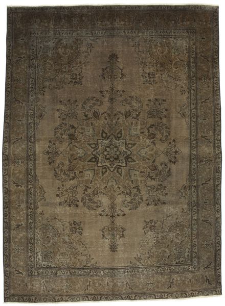 Vintage - Isfahan Persian Carpet 340x253