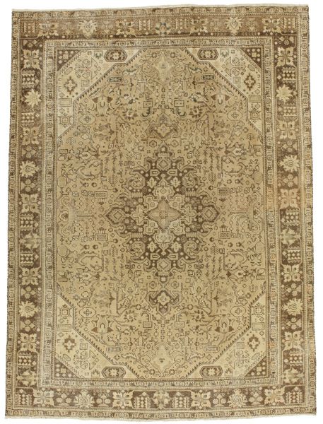 Tabriz - Patina Persian Carpet 318x236
