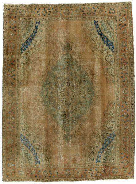 Tabriz - Patina Persian Carpet 330x240