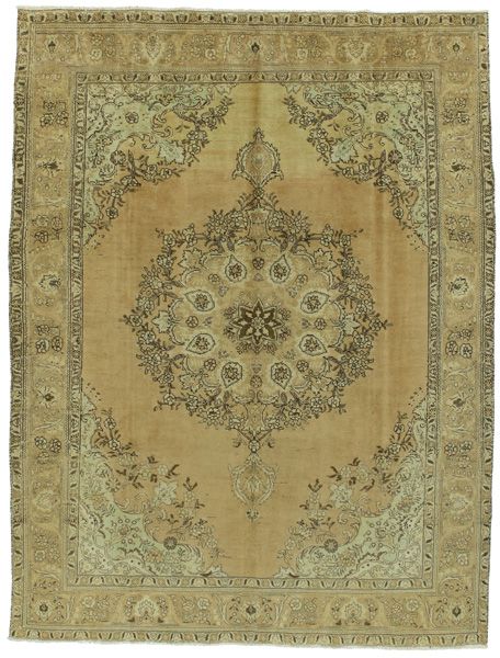 Tabriz - Patina Persian Carpet 320x240