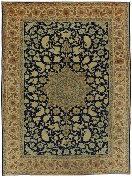 Isfahan - Antique Persian Carpet 395x290