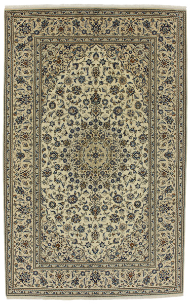 Kashan Persian Carpet 305x191