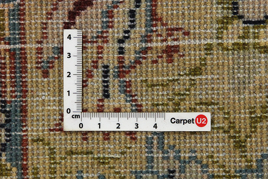 Isfahan - Antique Persian Carpet 318x233 - Picture 3