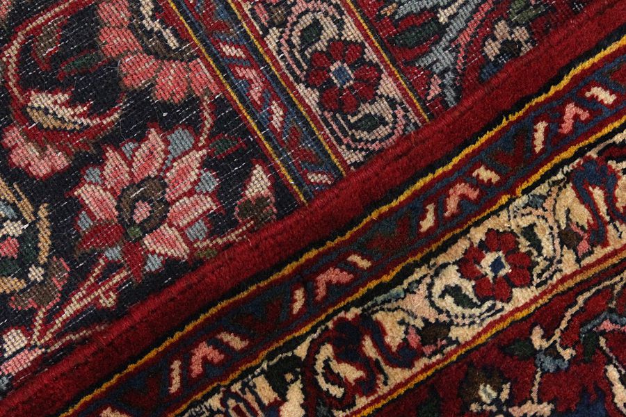 Bakhtiari Persian Carpet 387x274 - Picture 5