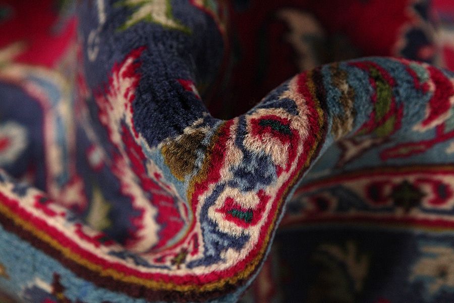 Sarouk Persian Carpet 390x297 - Picture 6