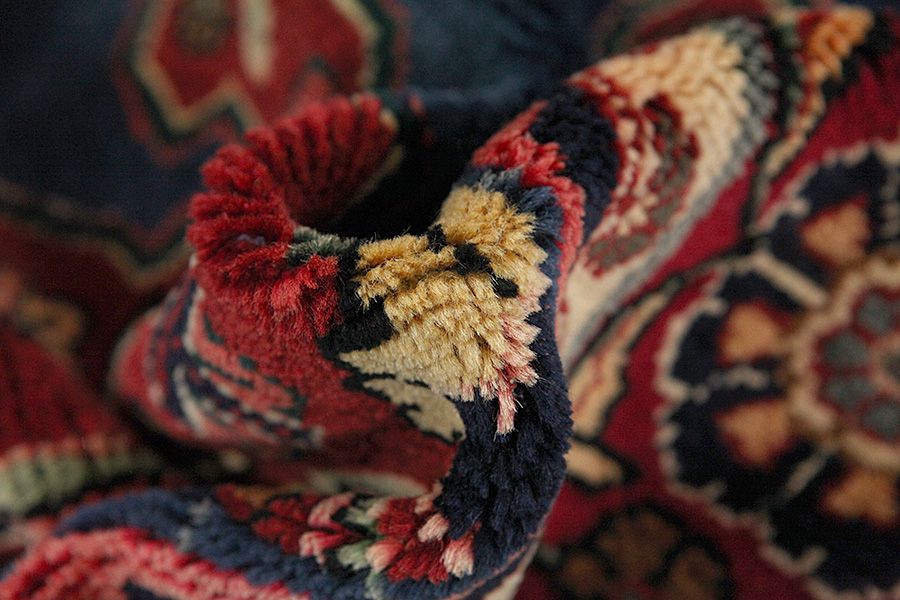 Nahavand - Hamadan Persian Carpet 331x200 - Picture 6