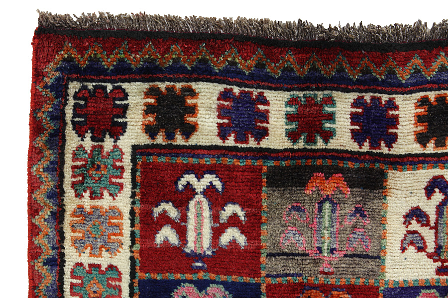 Gabbeh - Bakhtiari Persian Carpet 270x145 - Picture 3