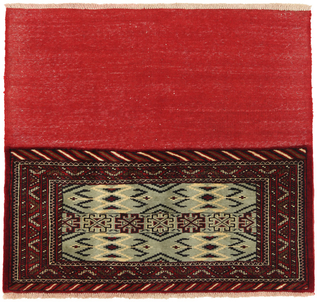 Bokhara - Turkaman Persian Carpet 110x121
