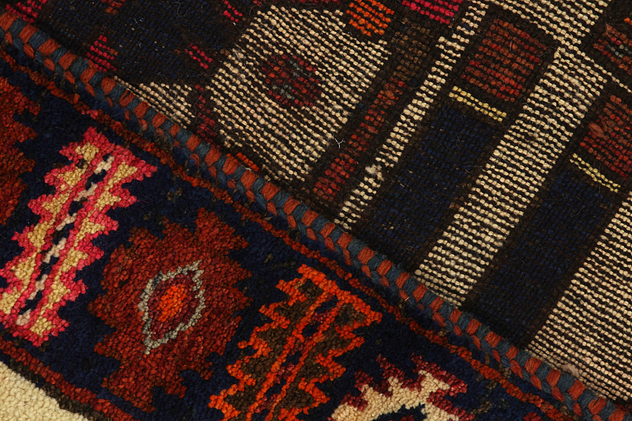 Bakhtiari - Qashqai Persian Carpet 423x135 - Picture 5