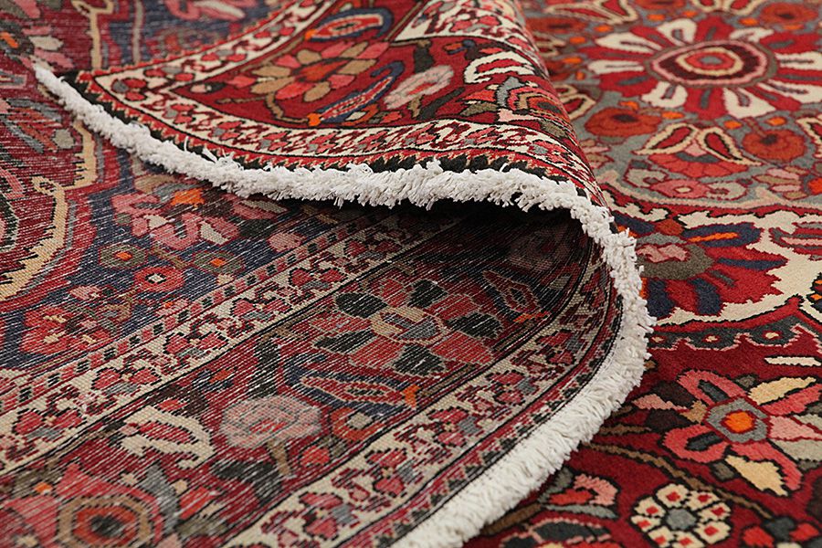 Bakhtiari Persian Carpet 320x208 - Picture 4
