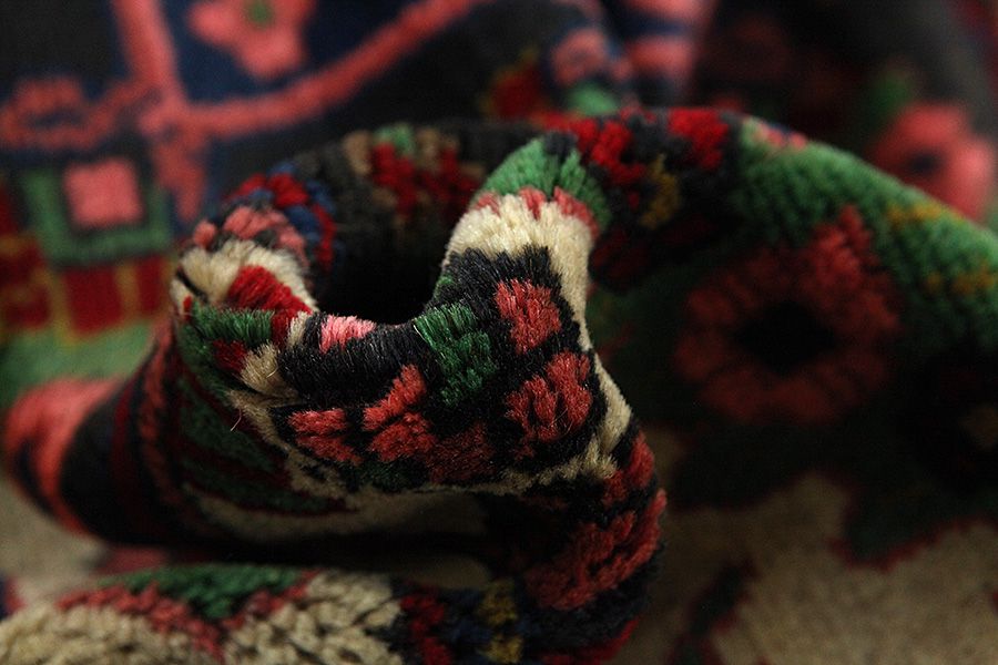 Nahavand - Hamadan Persian Carpet 275x170 - Picture 6