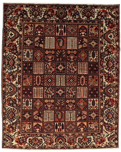 Bakhtiari - Garden Persian Carpet 370x300