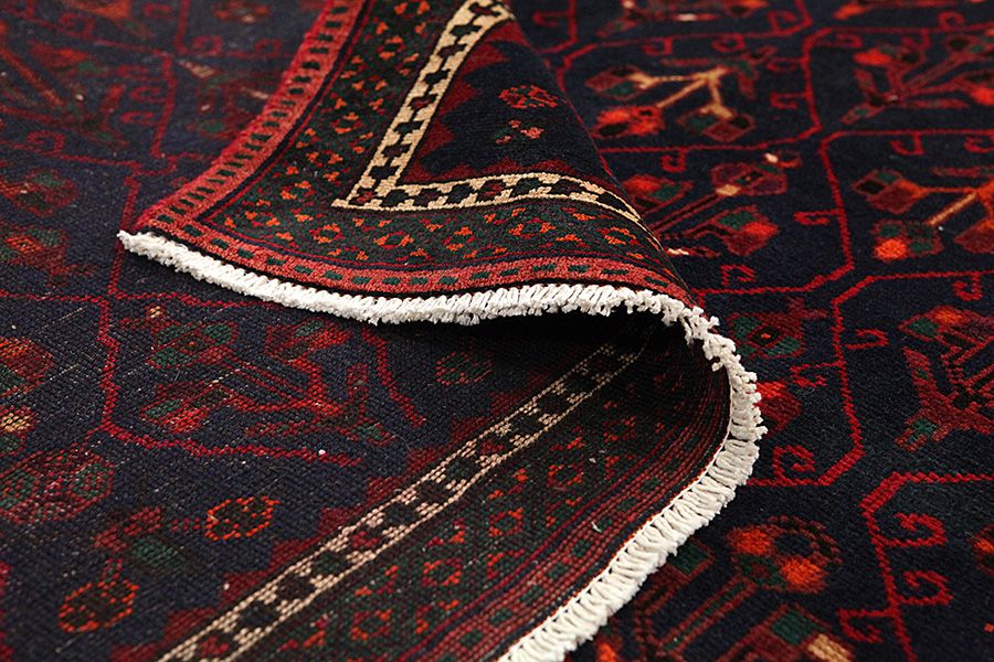 Lori - Bakhtiari Persian Carpet 228x145 - Picture 4