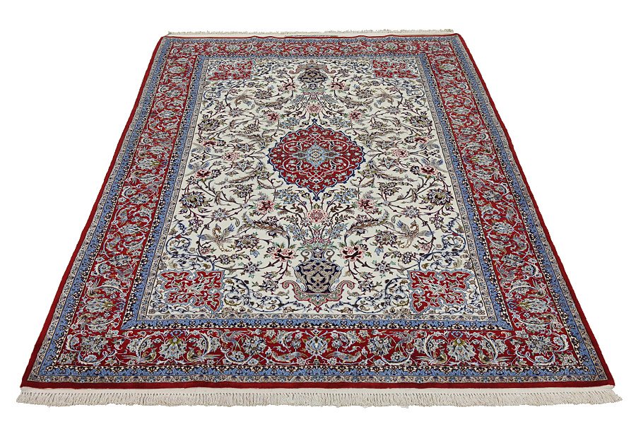 Isfahan Persian Carpet 239x152 - Picture 3