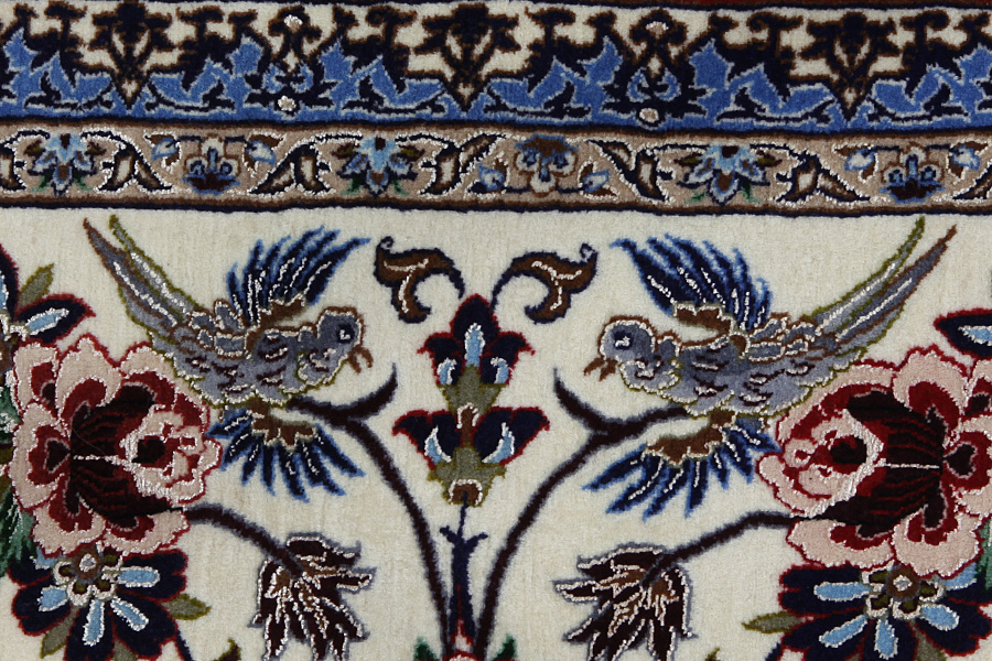 Isfahan Persian Carpet 239x152 - Picture 9