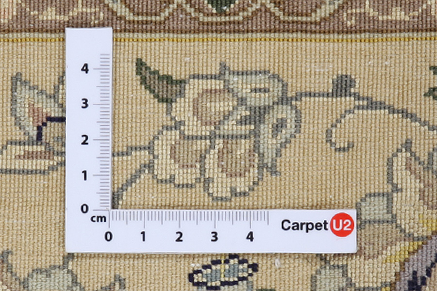 Isfahan Persian Carpet 250x195 - Picture 4