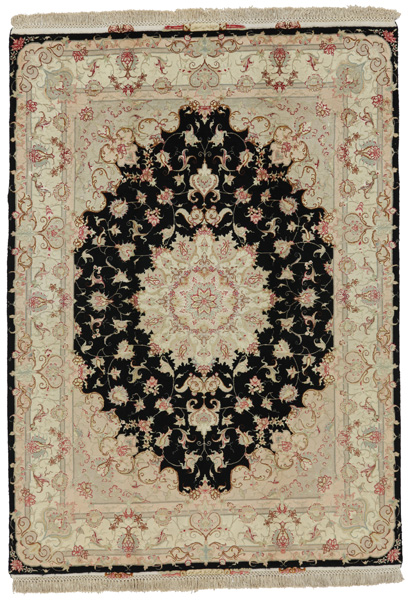 Tabriz Persian Carpet 200x147