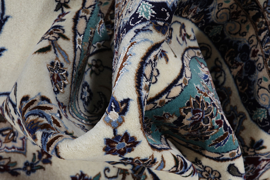 Nain6la Persian Carpet 333x227 - Picture 15