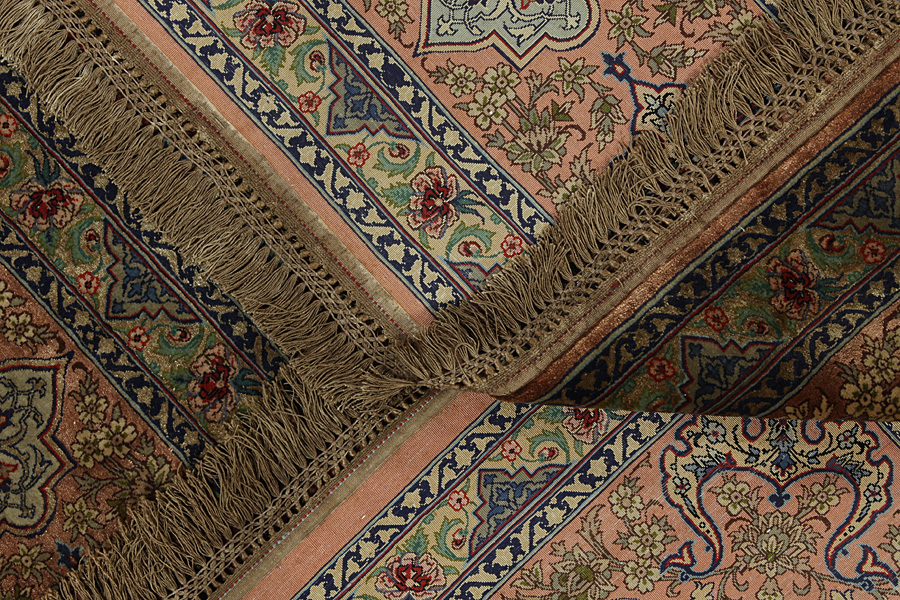 Isfahan Persian Carpet 307x202 - Picture 18