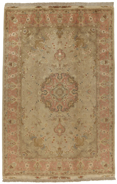 Tabriz Persian Carpet 300x195