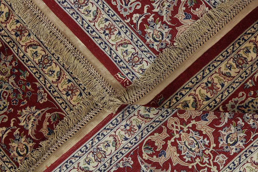Isfahan Persian Carpet 301x197 - Picture 12