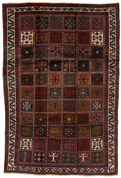 Bakhtiari - Garden Persian Carpet 250x176