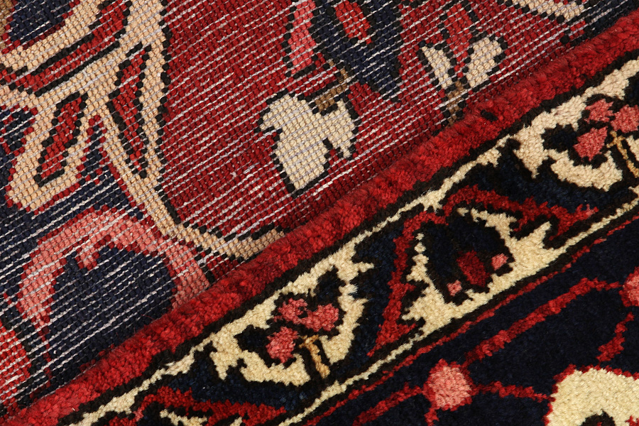 Bakhtiari Persian Carpet 312x210 - Picture 5