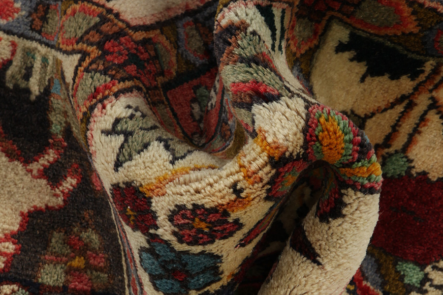 Bakhtiari Persian Carpet 280x210 - Picture 6